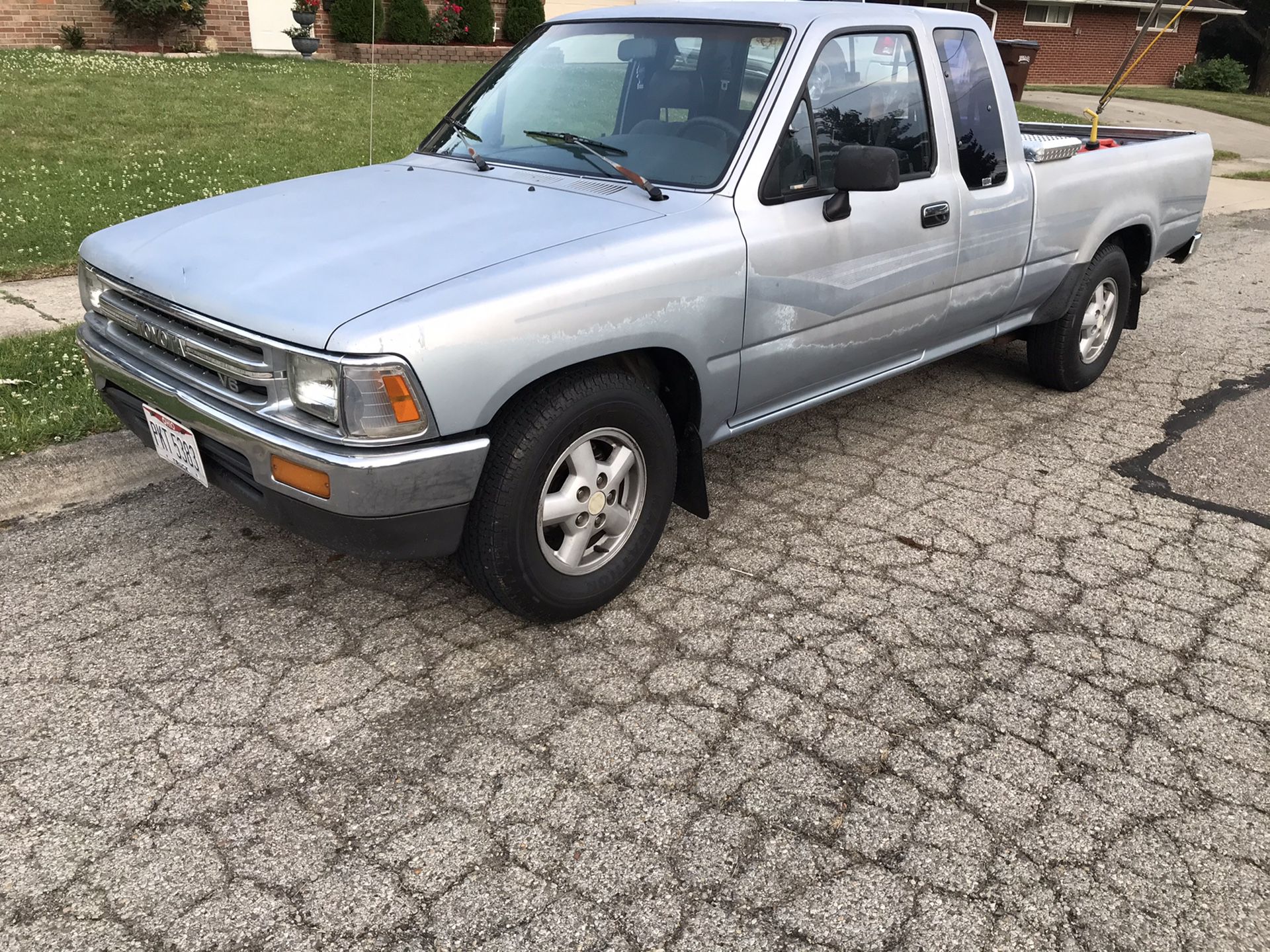1990 Toyota truck