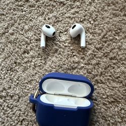 Apple AirPods 3 