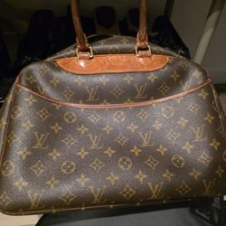 Louis Vuitton Handbag