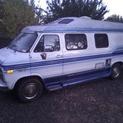 94' RoadTrex  Class B Motorhome Van