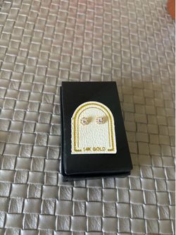 Good earring 14k