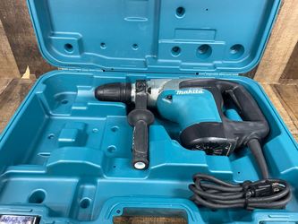 Makita HR4002 1-9/16" SDS-Max Rotary Hammer – With Case – A1D008239