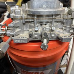 Edelbrock 1405 600 Carburetor 