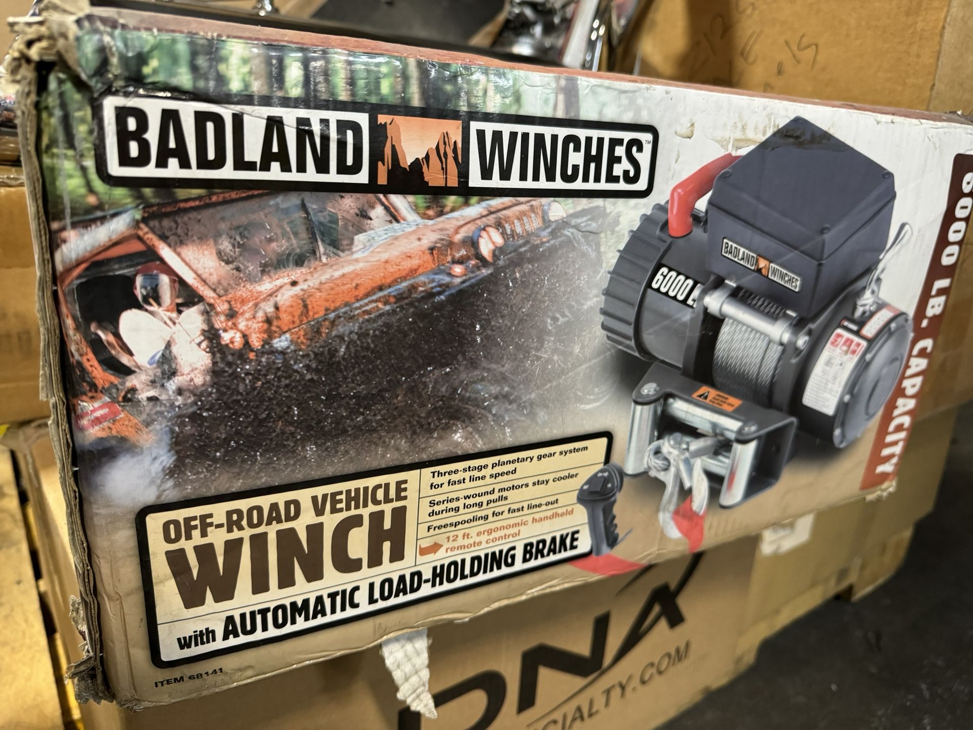 Badland 6000lbs Winch Wireless Remote Auto Load Holding Brake