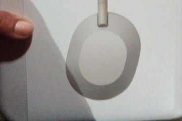 SONY HEADPHONES 