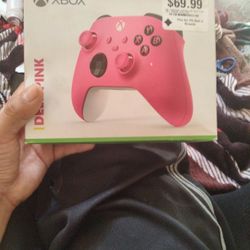 Xbox deep pink Wireless Controller Retail 69.99$ Plus Tax