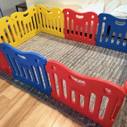 FREE Modular Baby Gate / Playpen