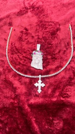 1 Chain 2 Pendants