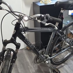 17.5" TREK 7200 Multi Track Aluminum Utility Bike ~5'5"-5'8"