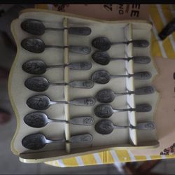 Franklin Mint Bicentennial 13 Pewter Spoon Set W/Rack