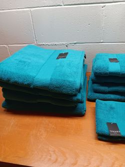 Teal Tahari Towel Set of 10