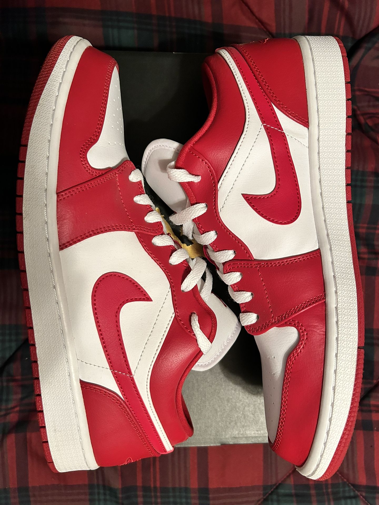 Air Jordan Retro 1 Low - Gym Red - Size 12