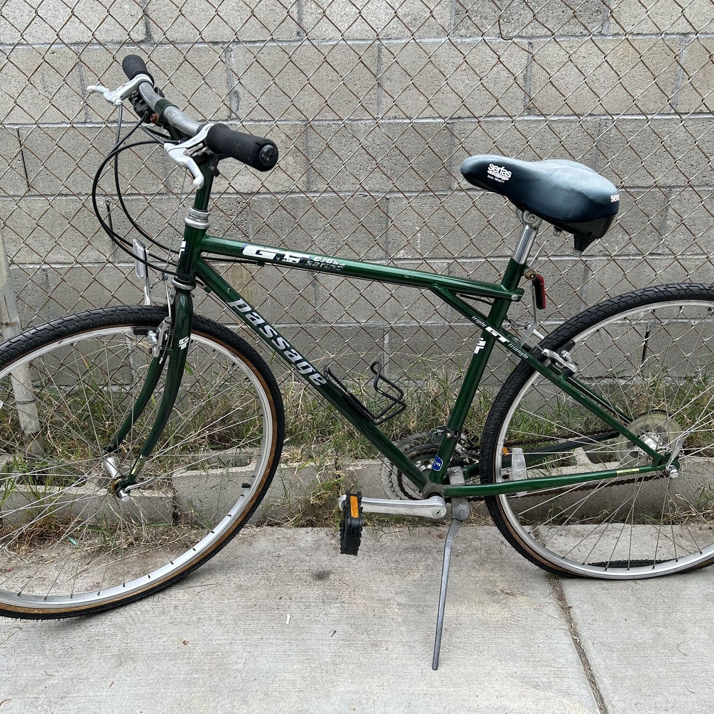 gt passage bicycle 1996 Giant GT Passage Cross Series Bike for Sale in Los Angeles, CA