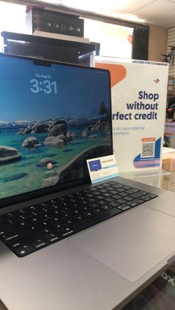 Apple MacBook Pro Laptop/ payment available