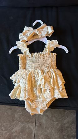 Baby girl 3-6 month outfit