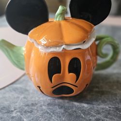Halloween 🎃 Mickey Tea Pot
