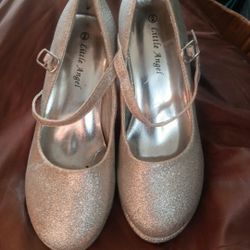 New silver shimmer girls shoes size 2