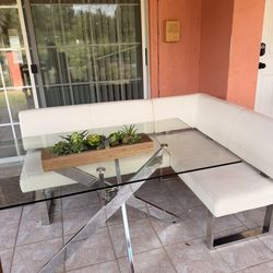 Corner Table/ Dinning Corner Table