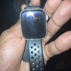 Apple Watch Series 9 Unlocked Want Gone Asap