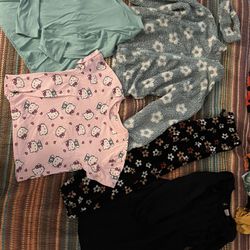 Girls Clothes 