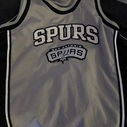 Medium Spurs Shirt