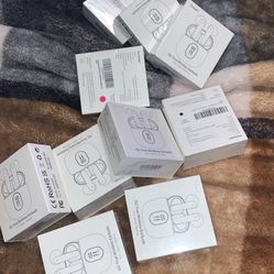 10 Off Brand Bluetooth Headphones 