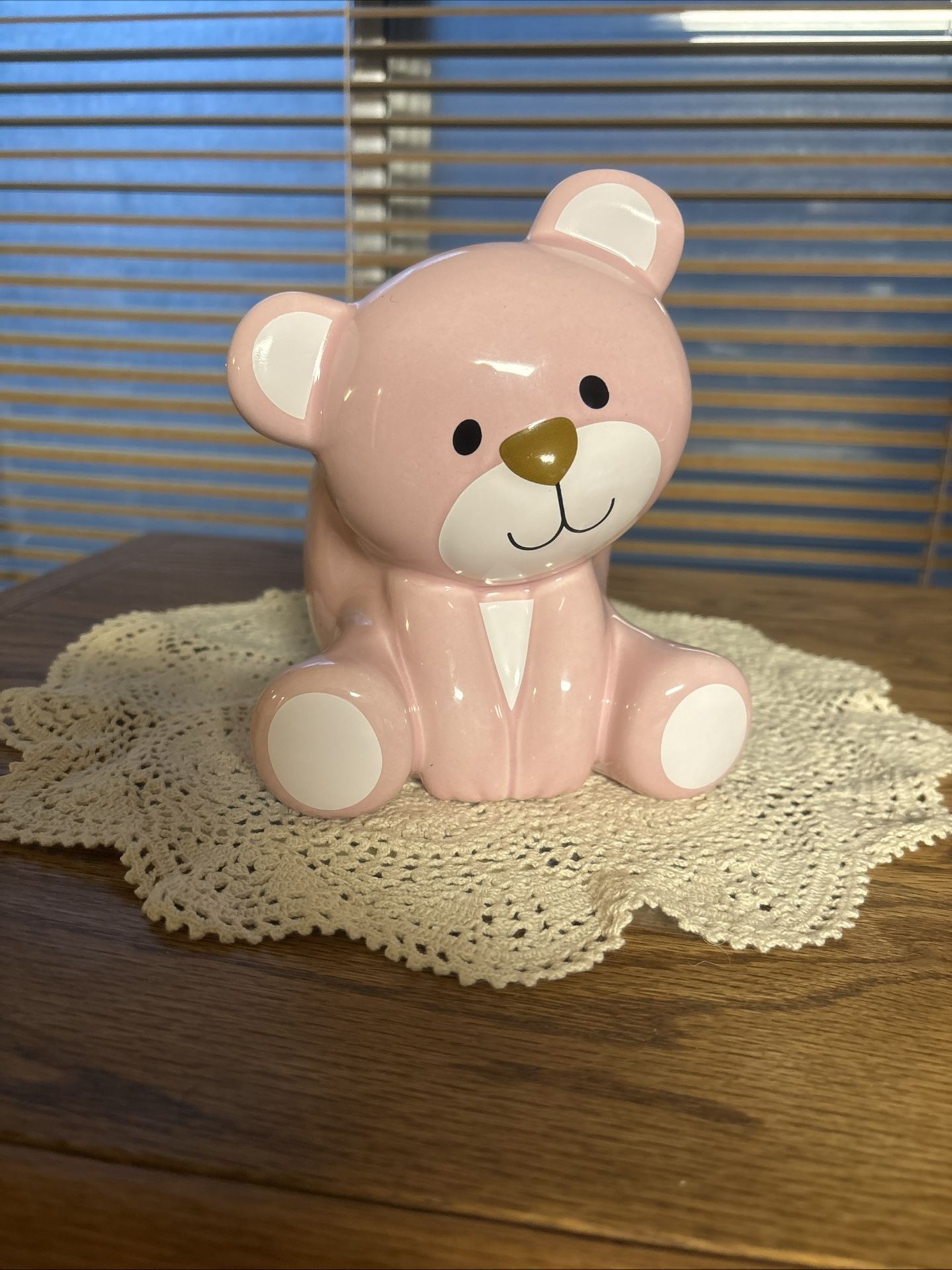 Adorable pink ceramic Teleflora teddy bear planter flower vase container