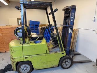 Clark Forklift