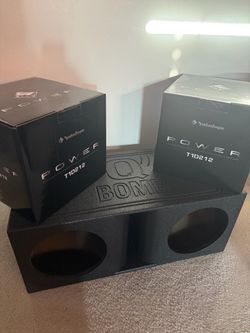 Rockford Fosgate Power T1D212 Subwoofers with Q Bomb Box