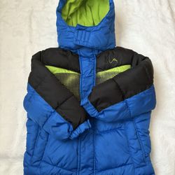 Toddler’s Boy 2T Puffer Jacket Hoodie For Winter