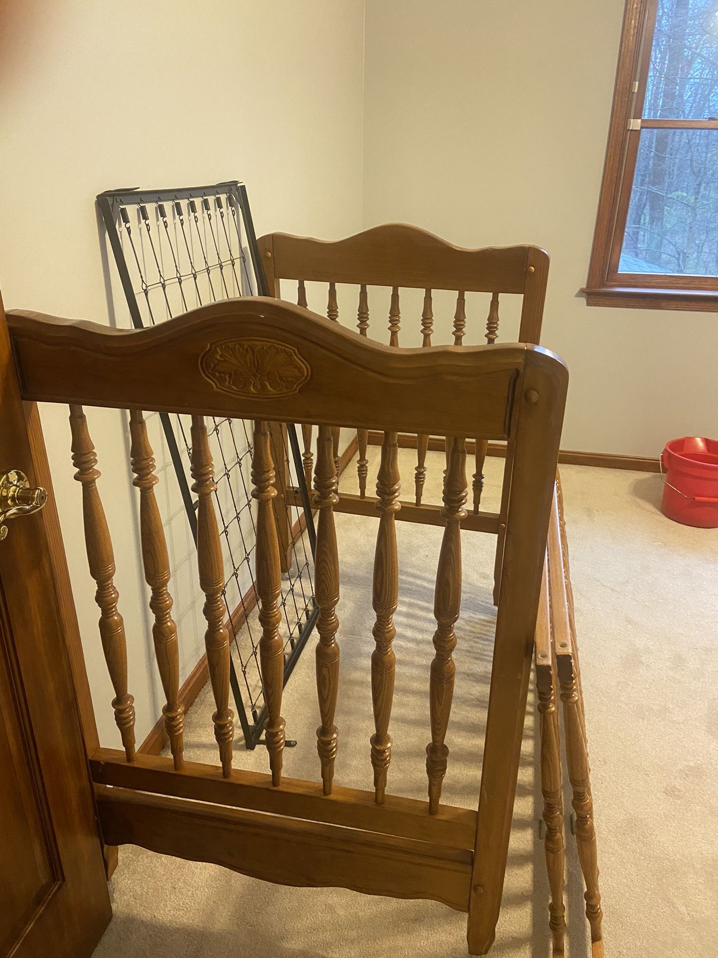 Bassett Crib
