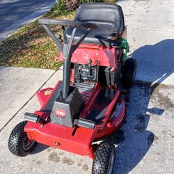 Toro Wheel Horse 8-25 Riding Mower 