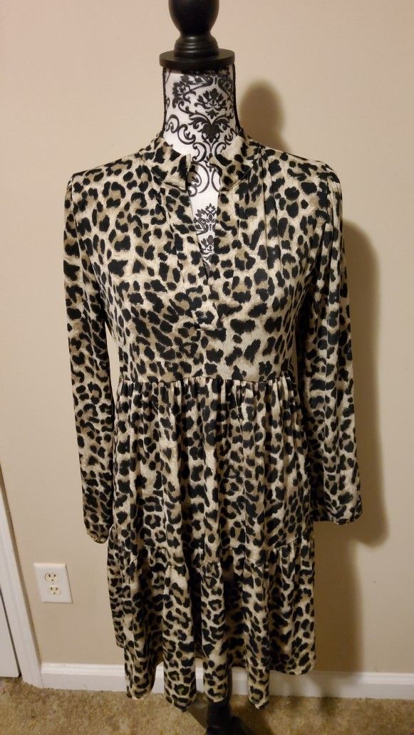 Heimish Leopard Dress Size Small
