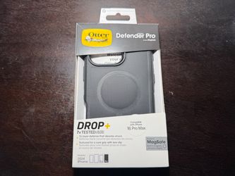 OtterBox Defender Pro MagSafe Case iPhone 16 Pro Max