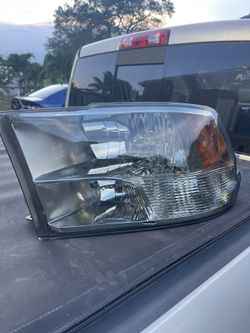 Headlights Dodge Ram 1500 Left Side Only