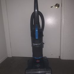 Vacuum cleaner 