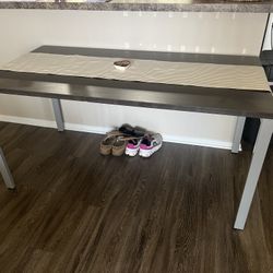 Table/desk