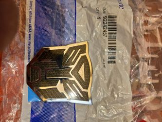 Front fender autobot logo 2007 to 2016 chev camaro bumblebee  GM OEM new $80