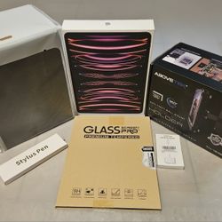 Price Drop! Offers Open! 6 Piece Bundle 🎁🎄🎓