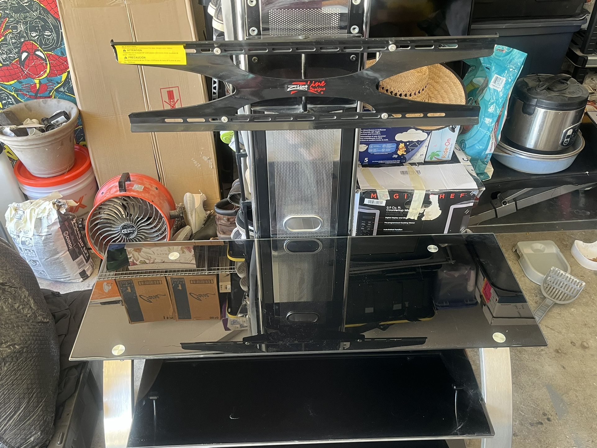 Z line designes glass tv stand