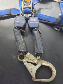 3M DBI-SALA Nano-Lok Twin Self-Retracting Lifeline