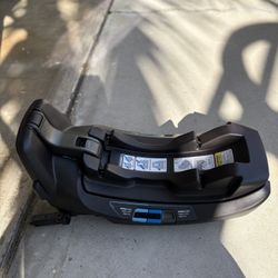 Nuna Pipa Infant Car Seat Base 