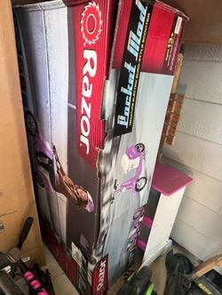 Purple Ride On Razor 