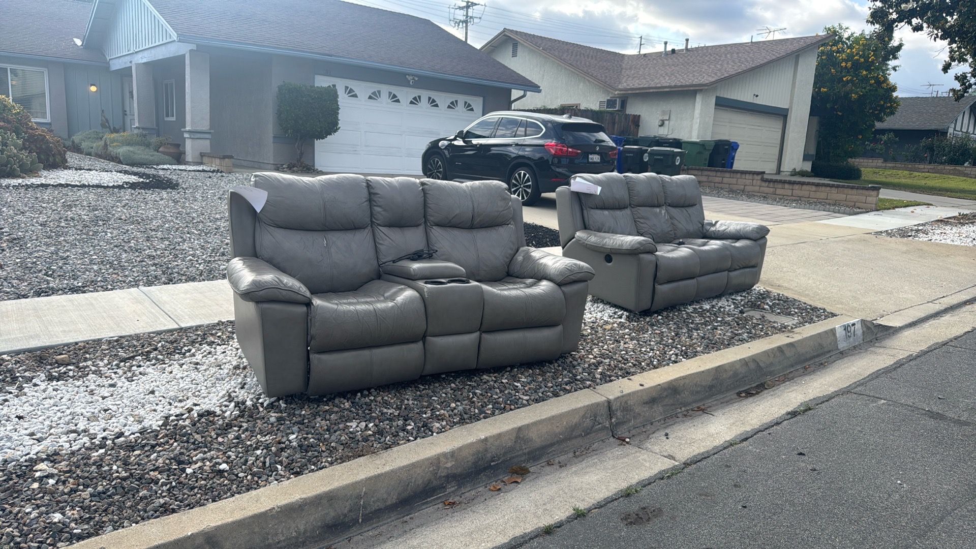 Reclining sofa+loveseat