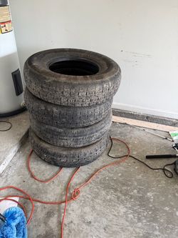Trailer tires
