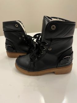 Olivia Miller Black Lace-Up Kids Boots with Tan Sole Size 1