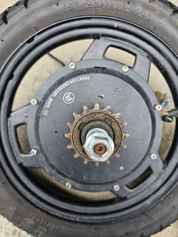 Hub motor: This is a 48V, 500W brushless electric hub motor with Hall sensors.

Tire and rim: Includes a 14-inch tire with a size of 14 x 2.125 (or 57