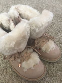 Gap girl pink rose gold mauve blush fur boots size 1