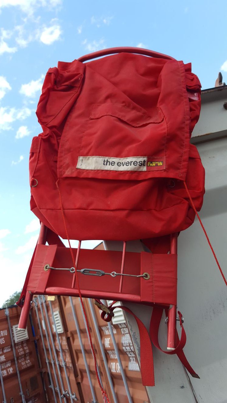 Alloy frame backpack - World Famois Brand, Everest Model