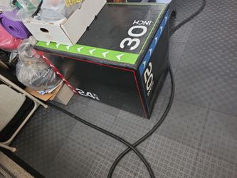 Plyometric box for balance
